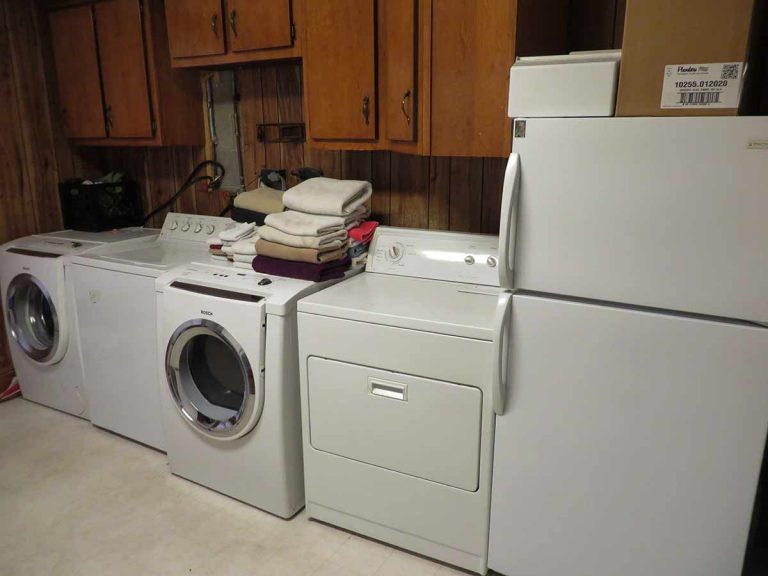 womensrecovery-laundry-room-1-768x576